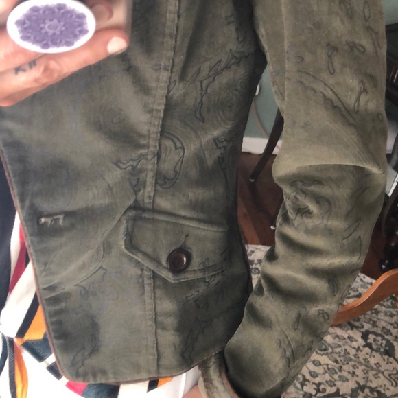 Corduroy jacket size medium - Picture 6 of 8